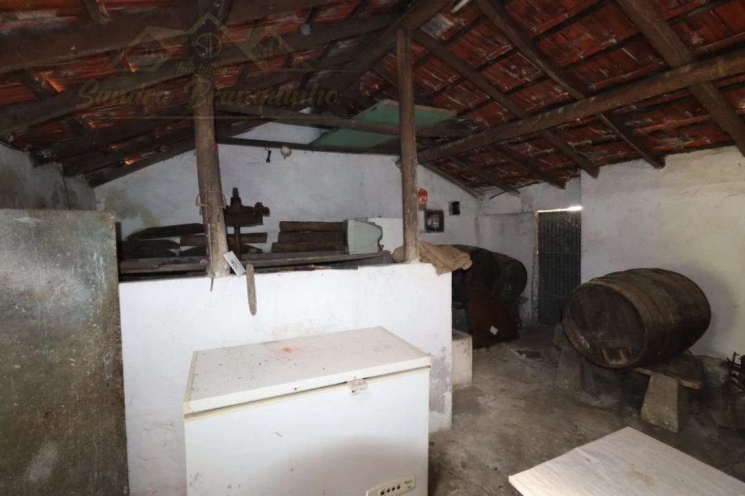 Quinta T4 para Venda em Cela Foto 30