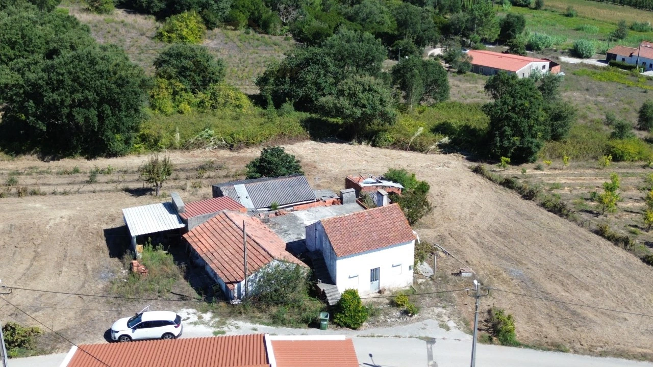 Quinta T4 para Venda em Cela Foto 49