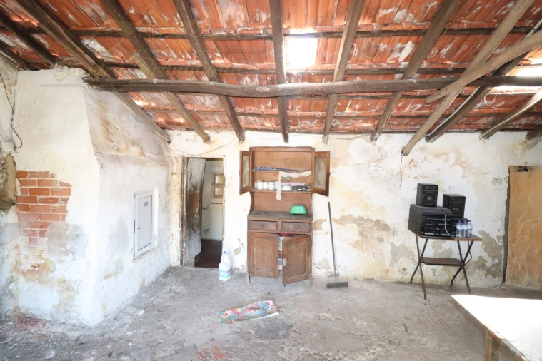 Quinta T4 para Venda em Cela Foto 33