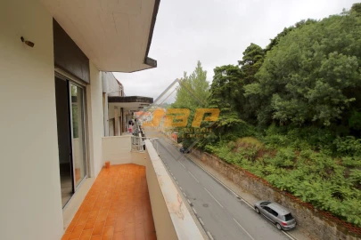 Apartamento T5 para Venda em Alcobaça e Vestiaria
