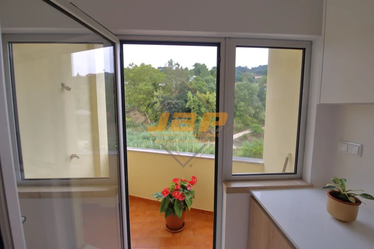 Apartamento T5 para Venda em Alcobaça e Vestiaria Foto 15