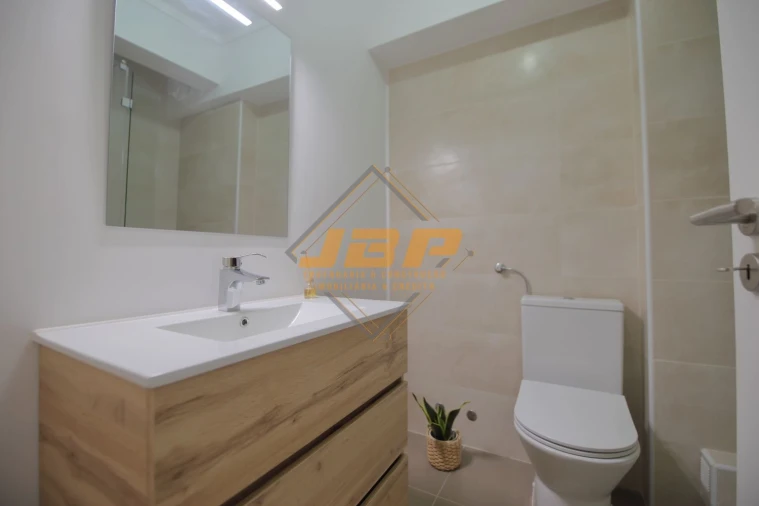Apartamento T5 para Venda em Alcobaça e Vestiaria Foto 24