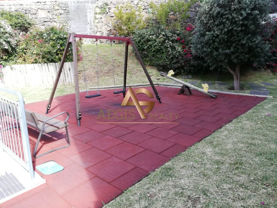 Apartamento T2 para Venda em Caniço Foto 14