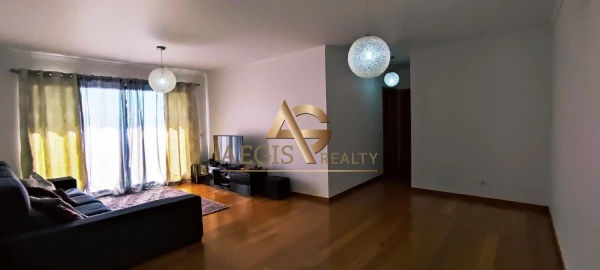 Apartamento T2 para Venda em Caniço