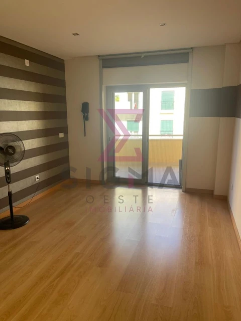 Apartamento T2 para Venda em Cadaval e Pêro Moniz