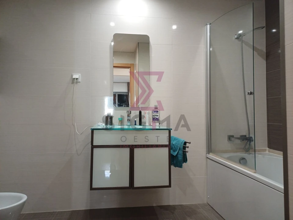 Apartamento T2 para Venda em Cadaval e Pêro Moniz Foto 5