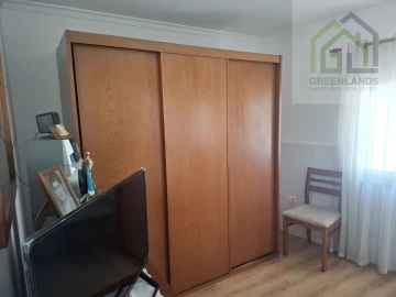 Moradia T2 para Venda em Côja e Barril de Alva