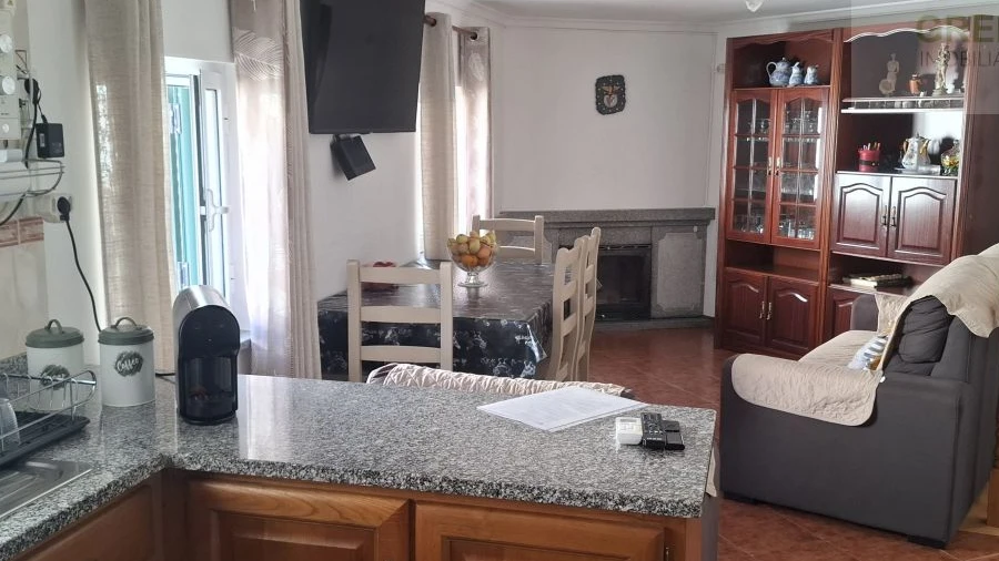 Moradia T2 para Venda em Côja e Barril de Alva