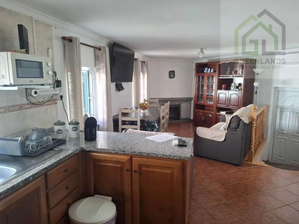 Moradia T2 para Venda em Côja e Barril de Alva Foto 1