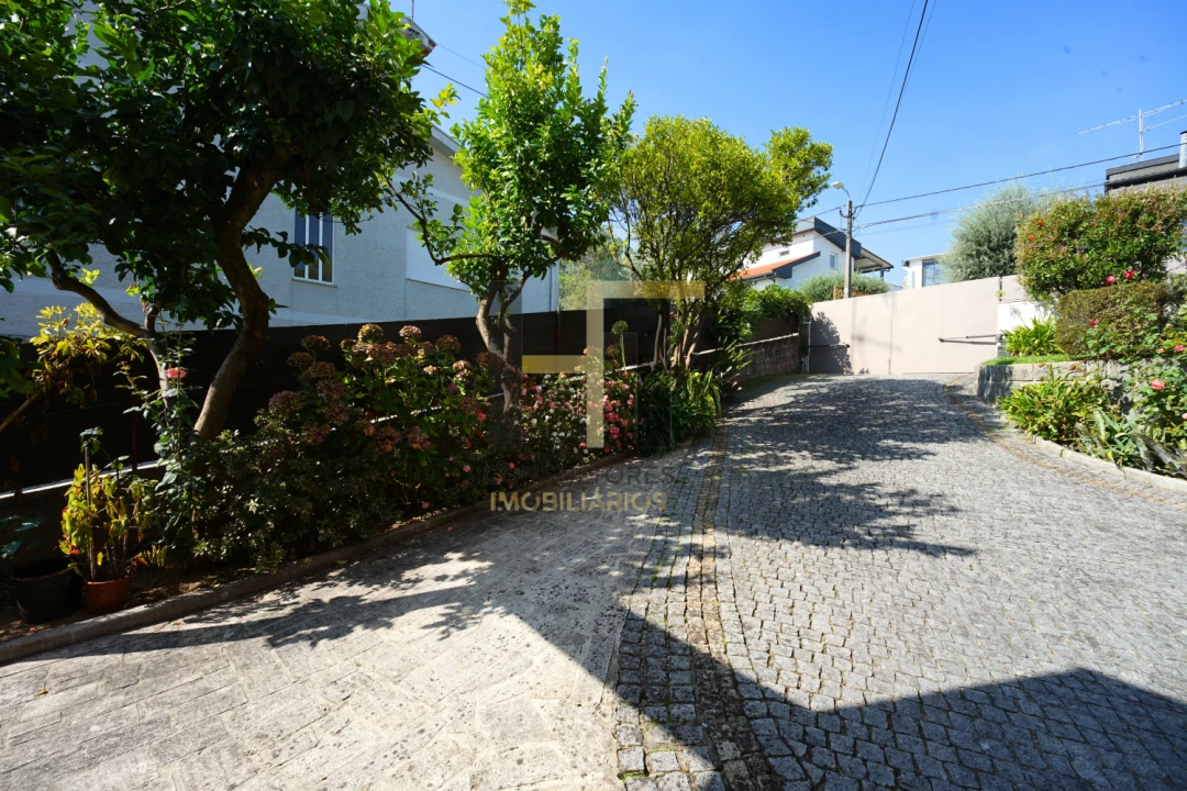 Moradia T3 para Venda em Ferreiros e Gondizalves Foto 39