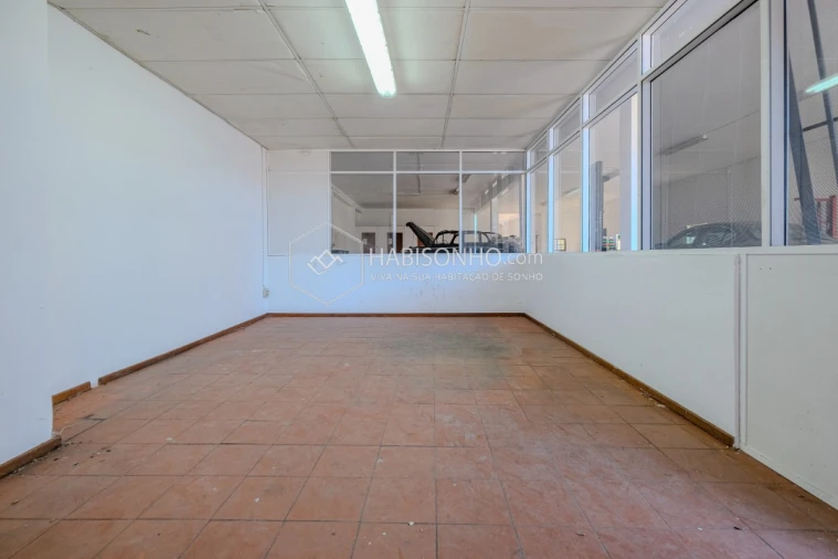 Armazém para Arrendamento em Campo e Sobrado Foto 10