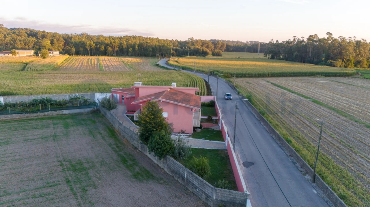 Moradia T5 para Venda em Vila do Conde Foto 2