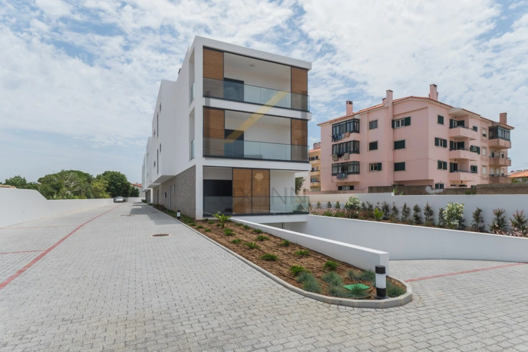 Apartamento T4 para Venda em Alcabideche Foto 1