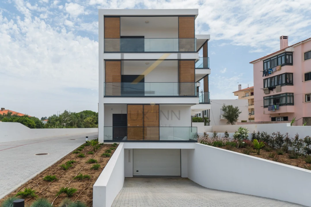 Apartamento T4 para Venda em Alcabideche Foto 2