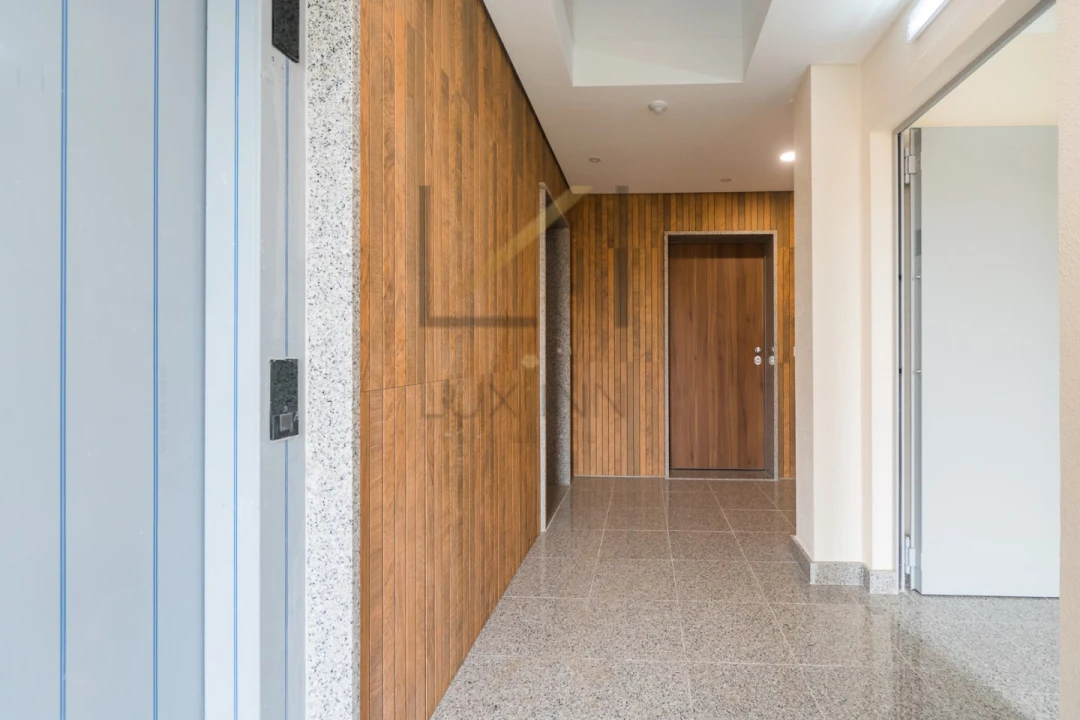 Apartamento T4 para Venda em Alcabideche Foto 3