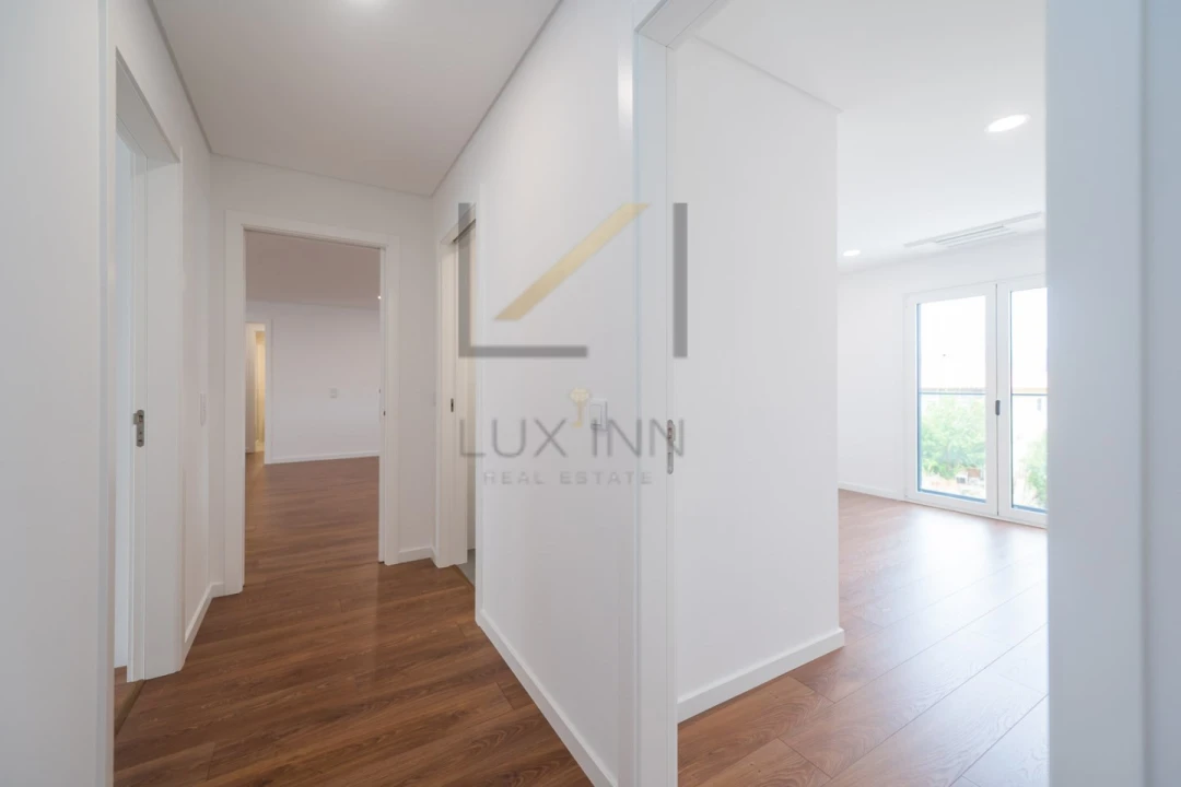 Apartamento T4 para Venda em Alcabideche Foto 5