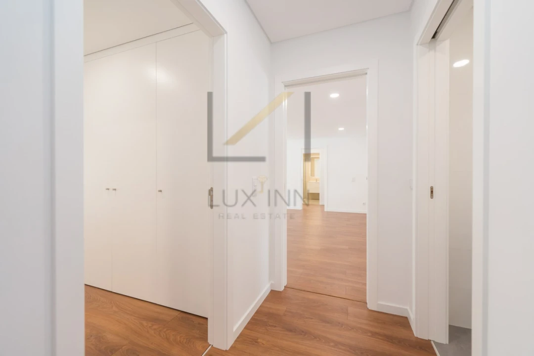 Apartamento T4 para Venda em Alcabideche Foto 7