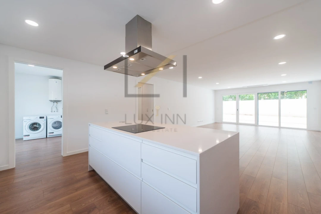 Apartamento T4 para Venda em Alcabideche Foto 15