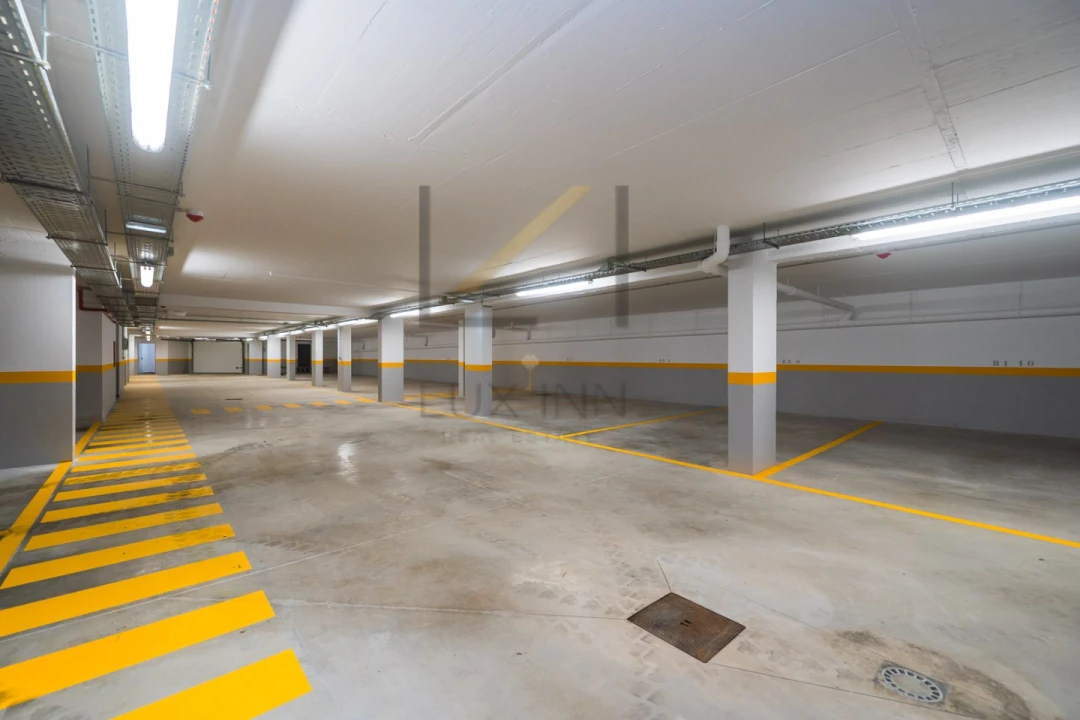 Apartamento T4 para Venda em Alcabideche Foto 32