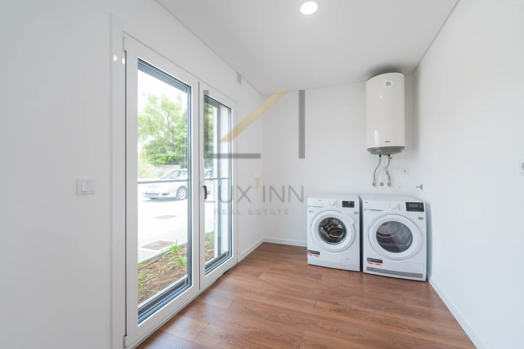 Apartamento T3 para Venda em Alcabideche Foto 16