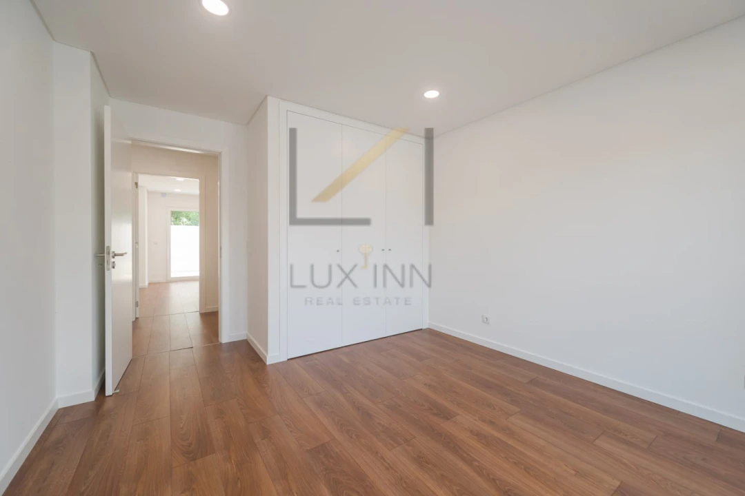 Apartamento T3 para Venda em Alcabideche Foto 25