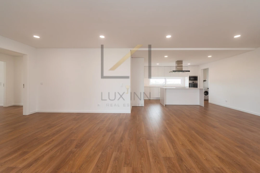 Apartamento T3 para Venda em Alcabideche Foto 9