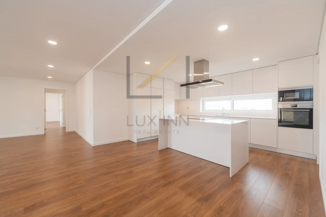 Apartamento T3 para Venda em Alcabideche Foto 10