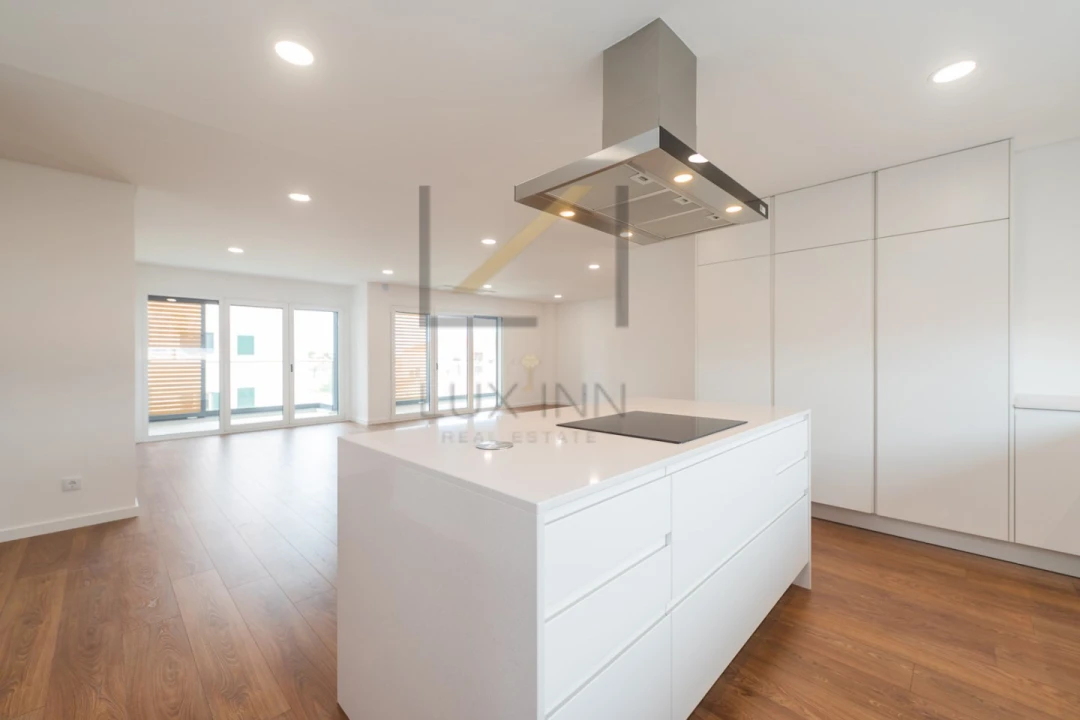 Apartamento T3 para Venda em Alcabideche Foto 12