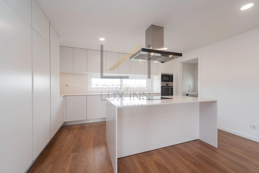Apartamento T3 para Venda em Alcabideche Foto 18