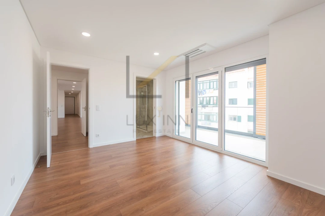 Apartamento T3 para Venda em Alcabideche Foto 28