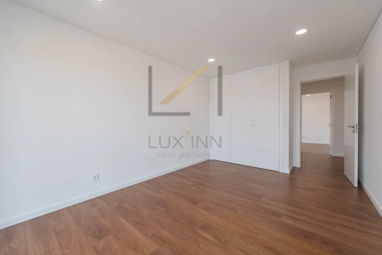 Apartamento T3 para Venda em Alcabideche Foto 32