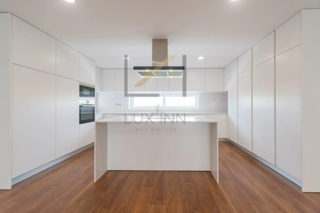 Apartamento T2 para Venda em Alcabideche Foto 7