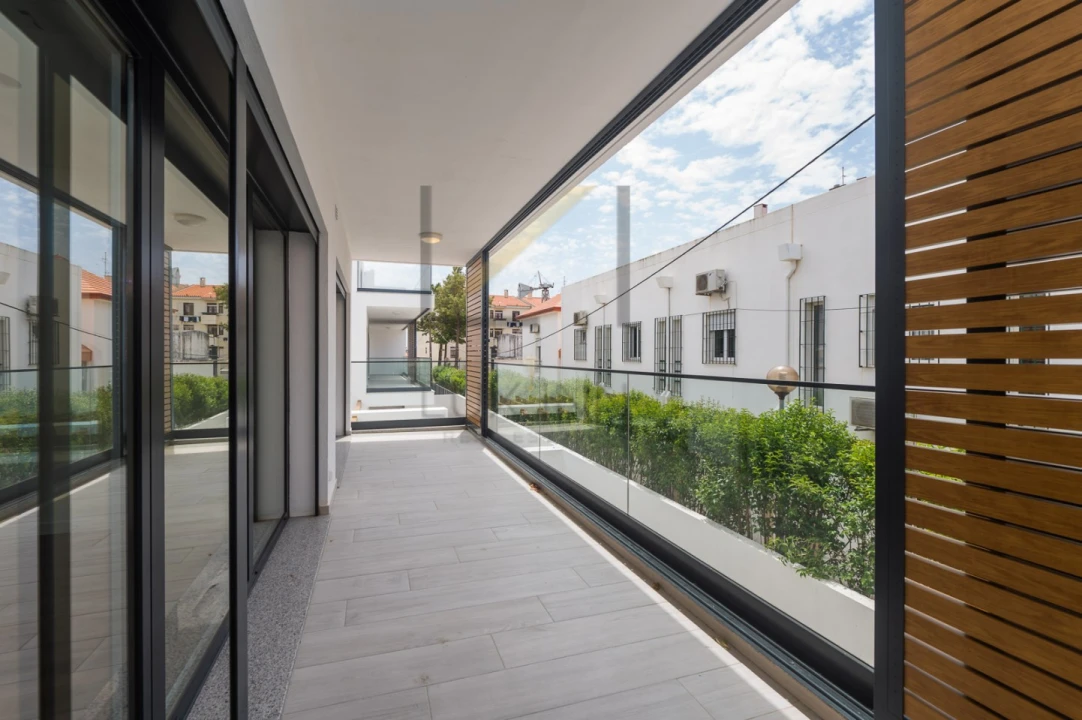 Apartamento T2 para Venda em Alcabideche Foto 16