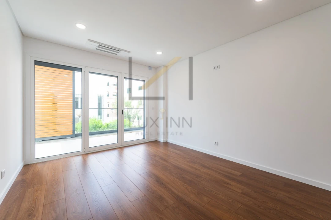 Apartamento T2 para Venda em Alcabideche Foto 23