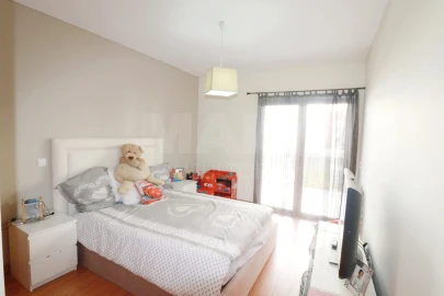 Apartamento T3 para Venda em Nossa Senhora do Pópulo, Coto e São Gregório