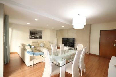 Apartamento T3 para Venda em Nossa Senhora do Pópulo, Coto e São Gregório