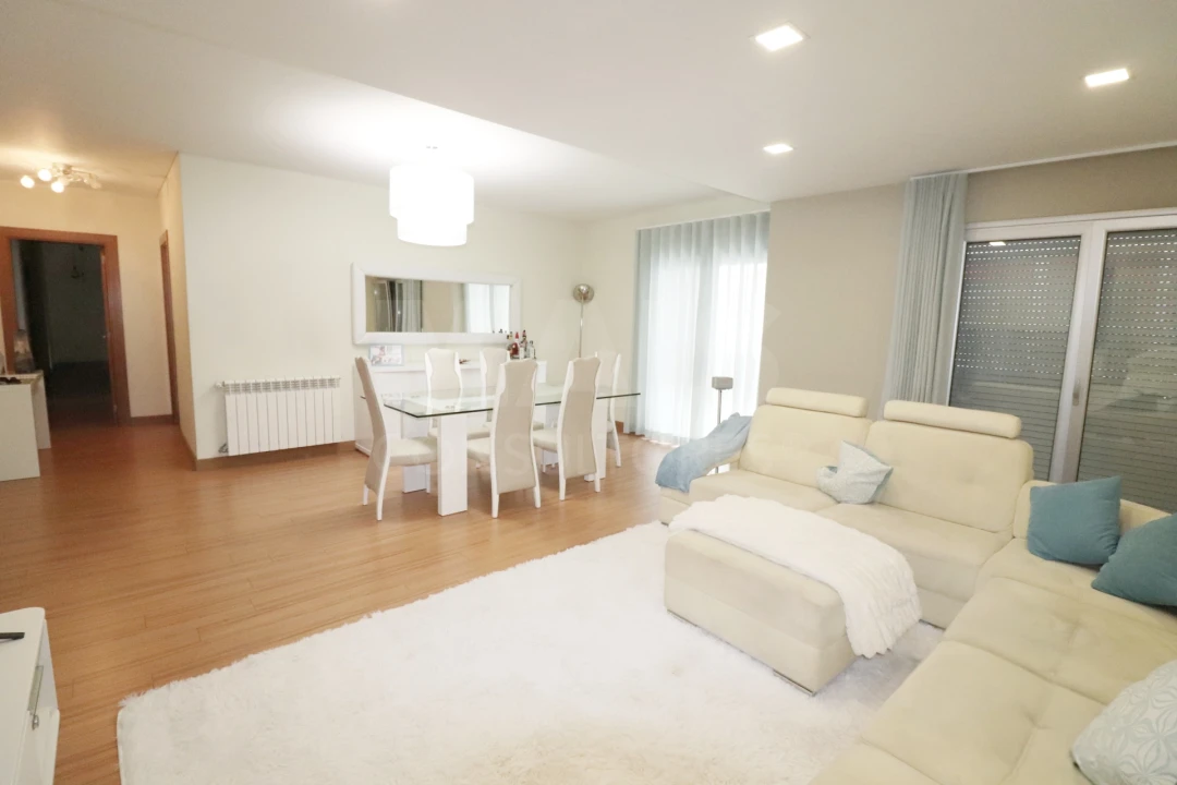 Apartamento T3 para Venda em Nossa Senhora do Pópulo, Coto e São Gregório Foto 1