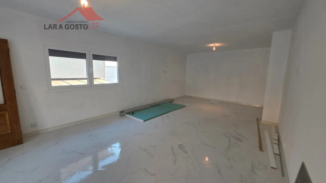 Moradia T5 para Venda em Macedo de Cavaleiros Foto 3