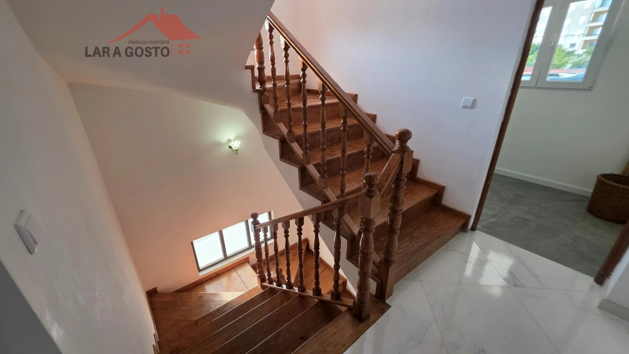 Moradia T5 para Venda em Macedo de Cavaleiros Foto 9