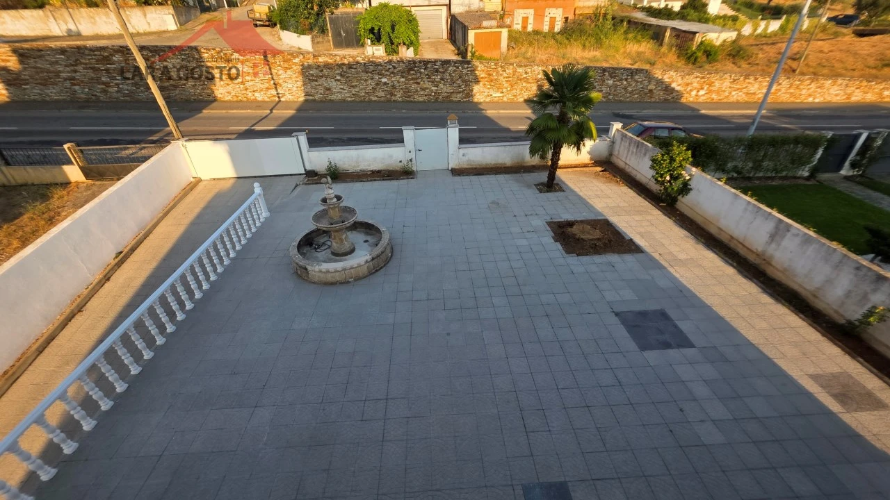 Moradia T5 para Venda em Macedo de Cavaleiros Foto 22