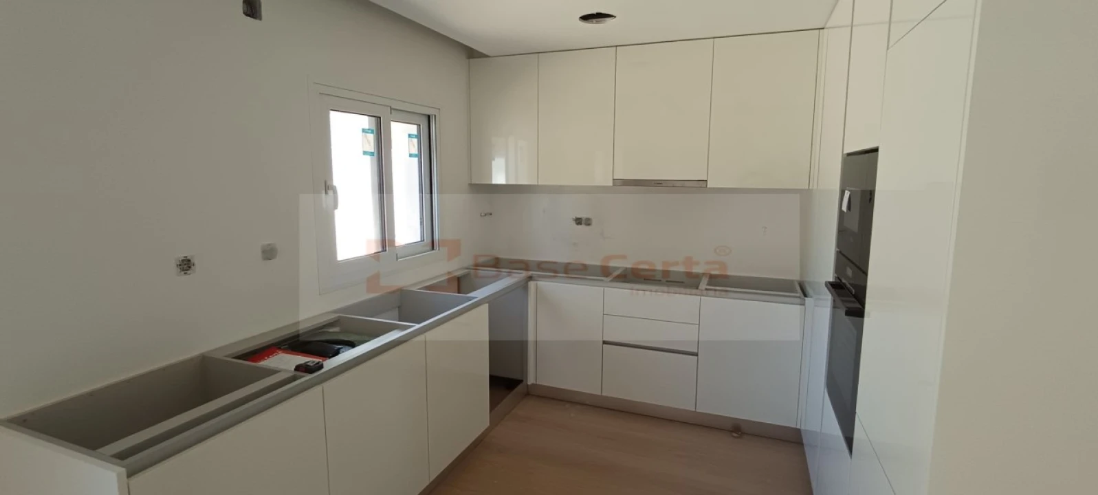 Apartamento T2 para Venda em Azambuja Foto 3