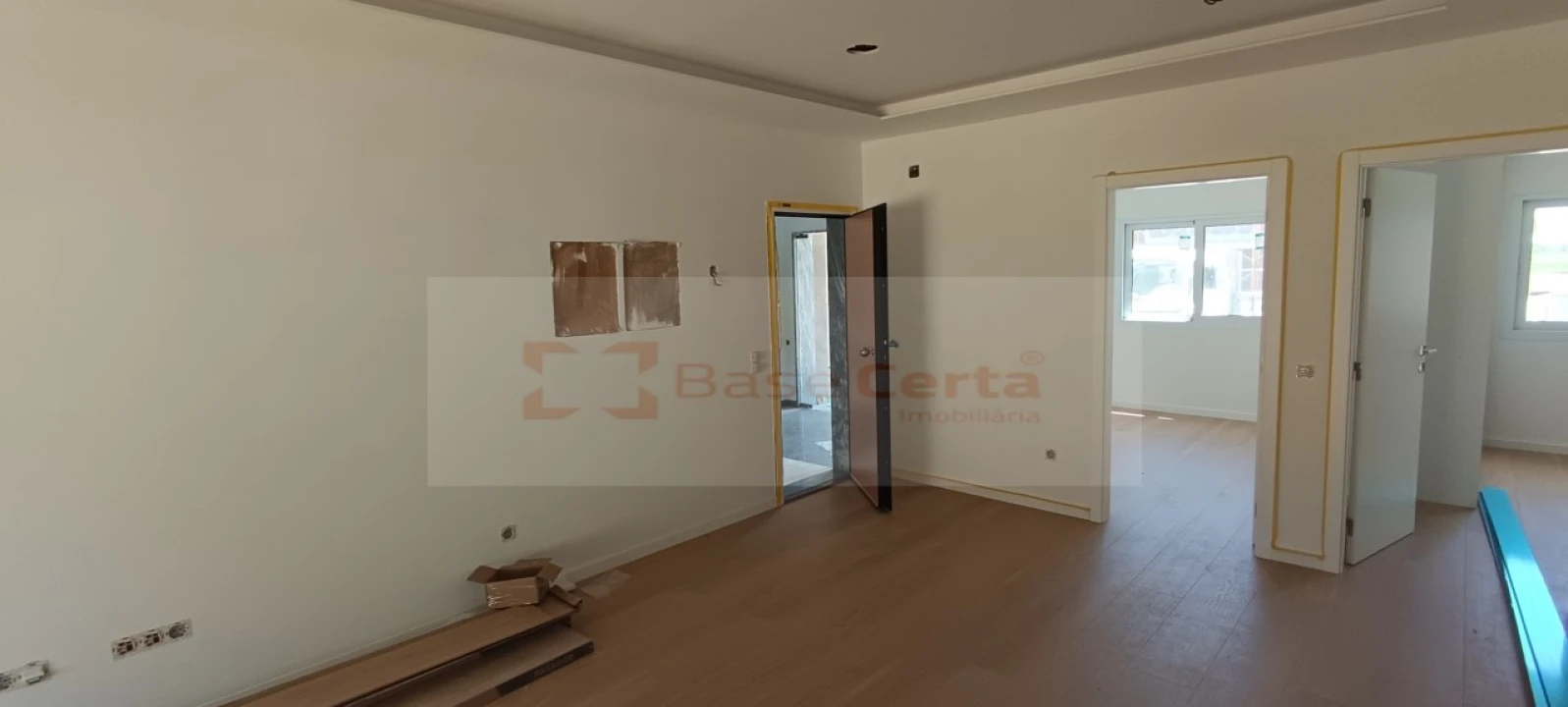 Apartamento T2 para Venda em Azambuja Foto 14