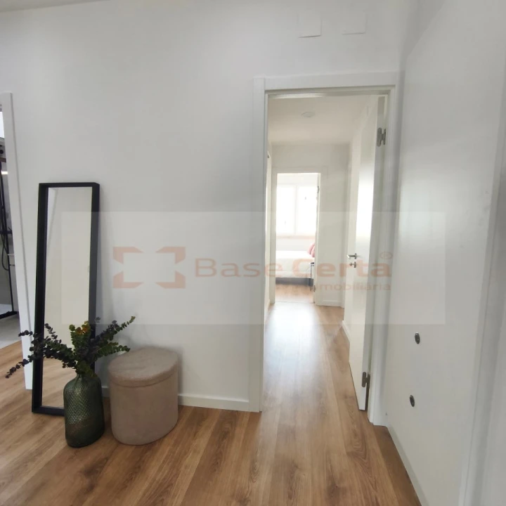 Apartamento T3 para Venda em Benfica Foto 6