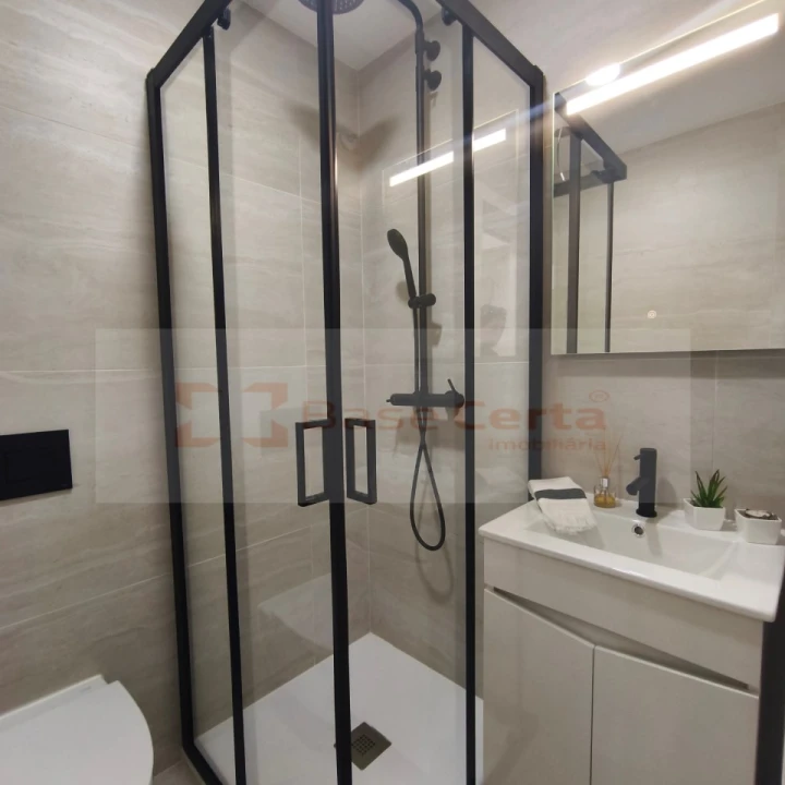Apartamento T3 para Venda em Benfica Foto 12