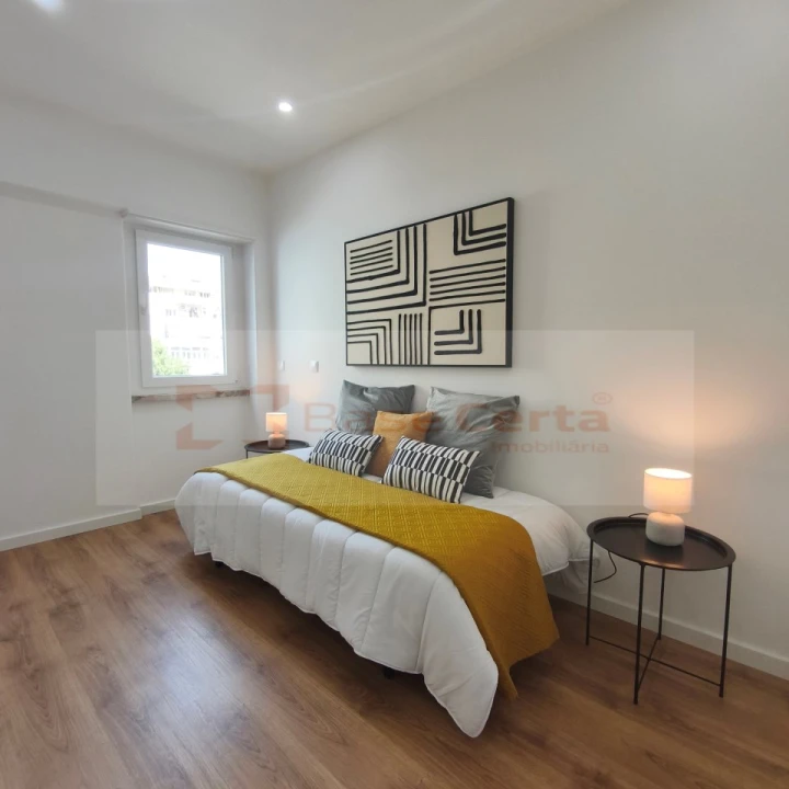 Apartamento T3 para Venda em Benfica Foto 17