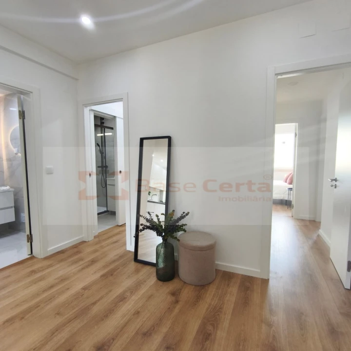 Apartamento T3 para Venda em Benfica Foto 20