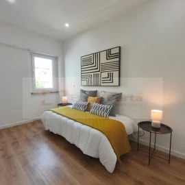 Apartamento T3 para Venda em Benfica