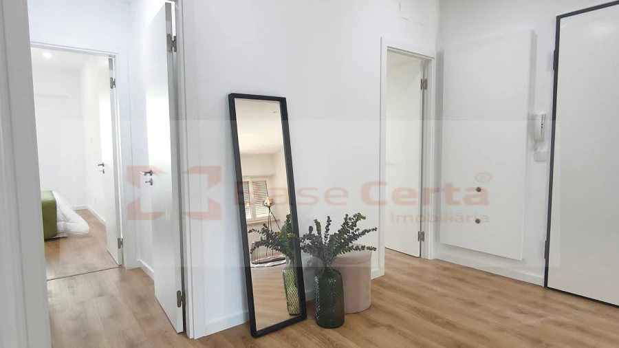 Apartamento T3 para Venda em Benfica