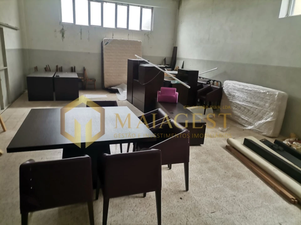 Armazém para Venda em Eiriz Foto 9
