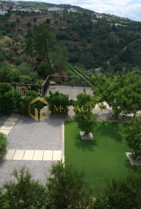 Quinta T3 para Venda em Tabuaço